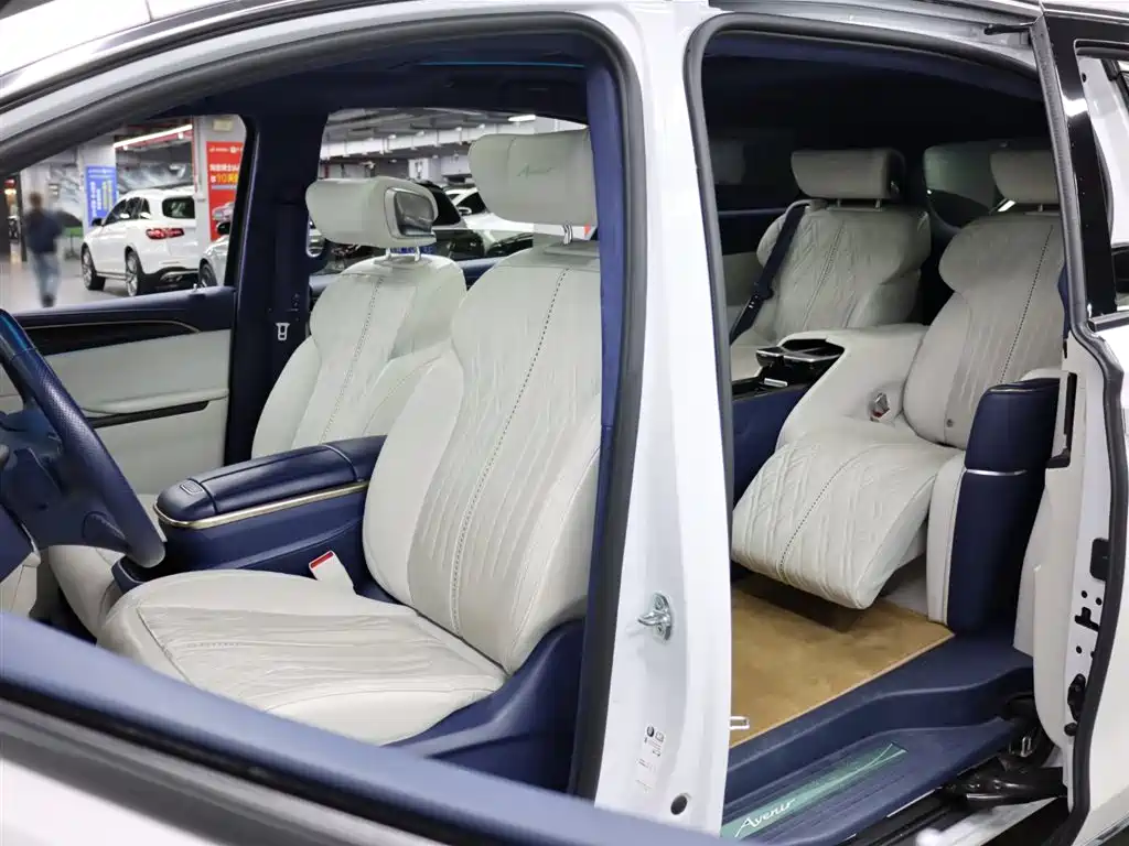 Buick Buick GL8 2022 Avenir Four-Seat Luxury Edition 2023 - thumbnail 7
