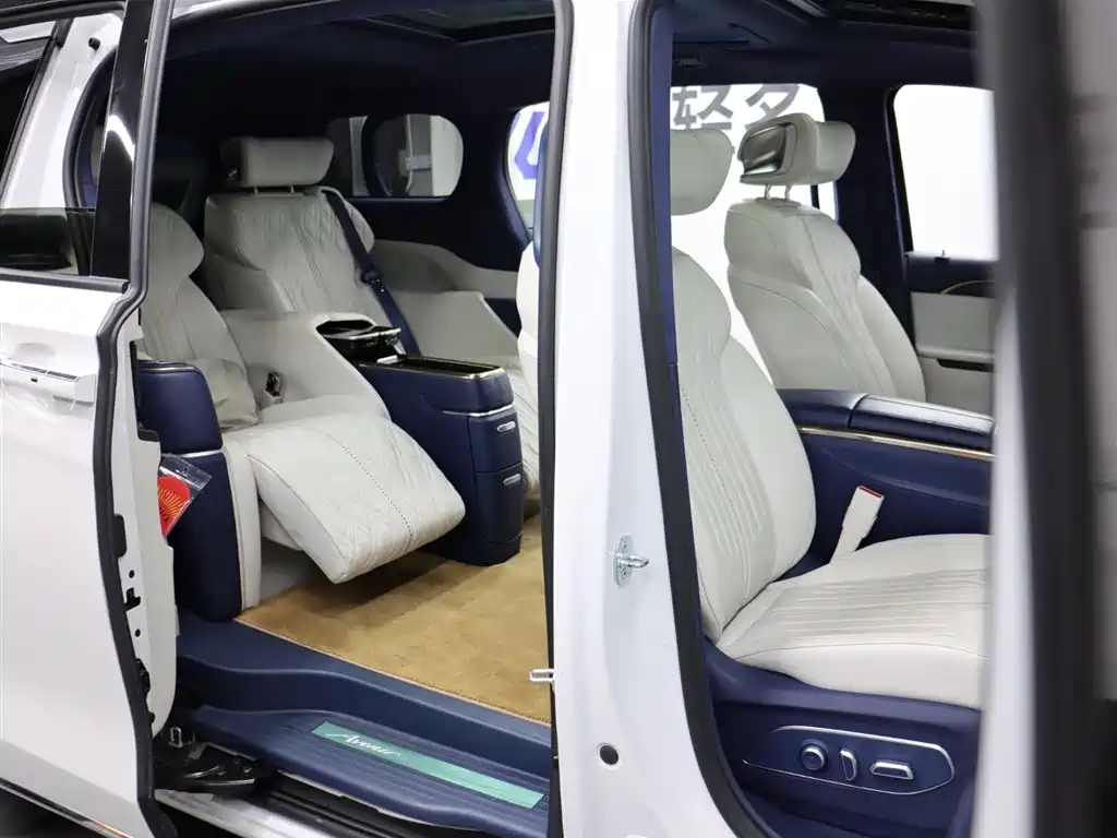 Buick Buick GL8 2022 Avenir Four-Seat Luxury Edition 2023 - thumbnail 26
