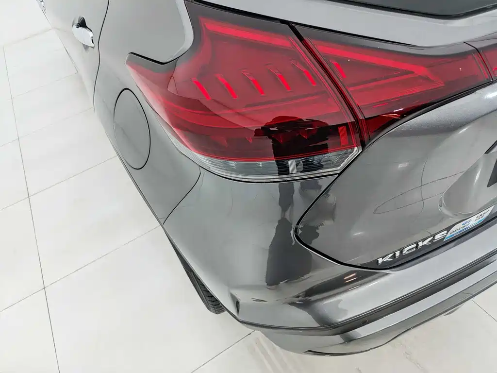 Nissan Nissan Kicks 2023 Style Edition 1.5L Premium 2024 - thumbnail 17