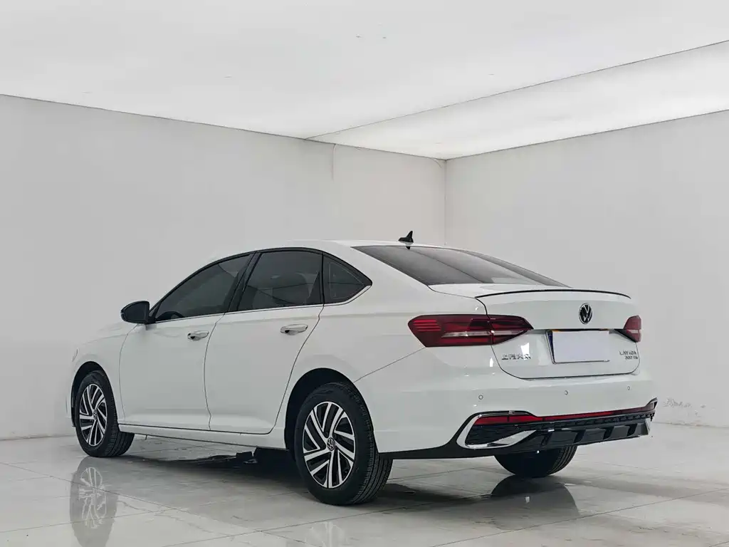 Volkswagen Lavida 2024 300TSI DSG Starry Sky Leading Edition 2024 - thumbnail 4