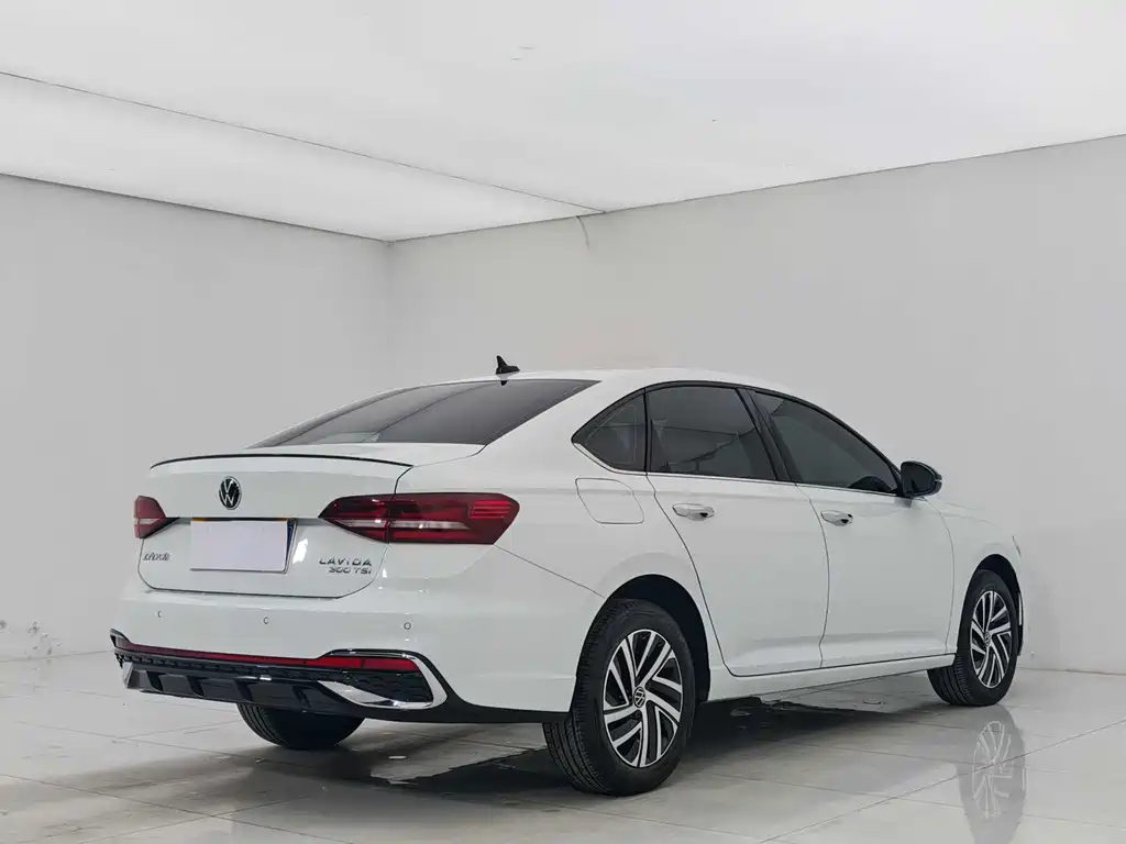 Volkswagen Lavida 2024 300TSI DSG Starry Sky Leading Edition 2024 - thumbnail 6