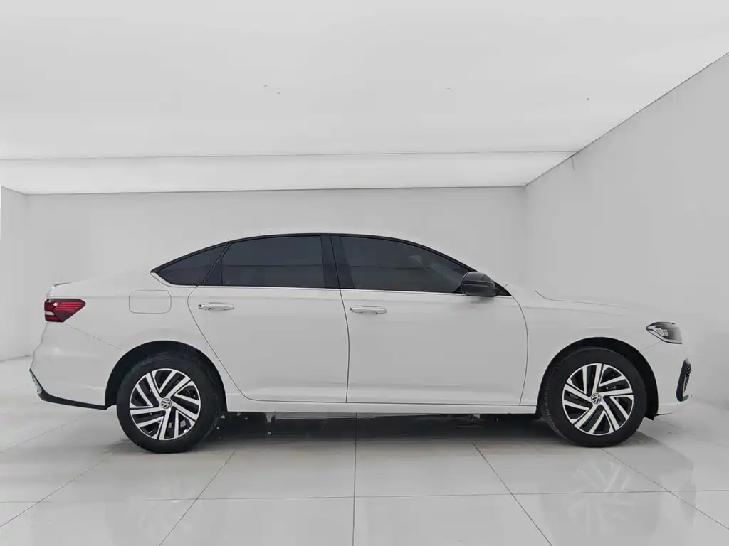 Volkswagen Lavida 2024 300TSI DSG Starry Sky Leading Edition 2024 - thumbnail 8