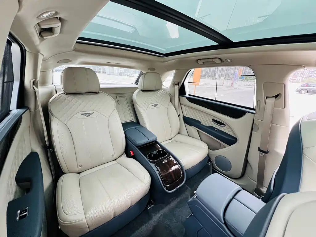 Bentley Bentayga 2021 4.0T V8 2020 - thumbnail 9