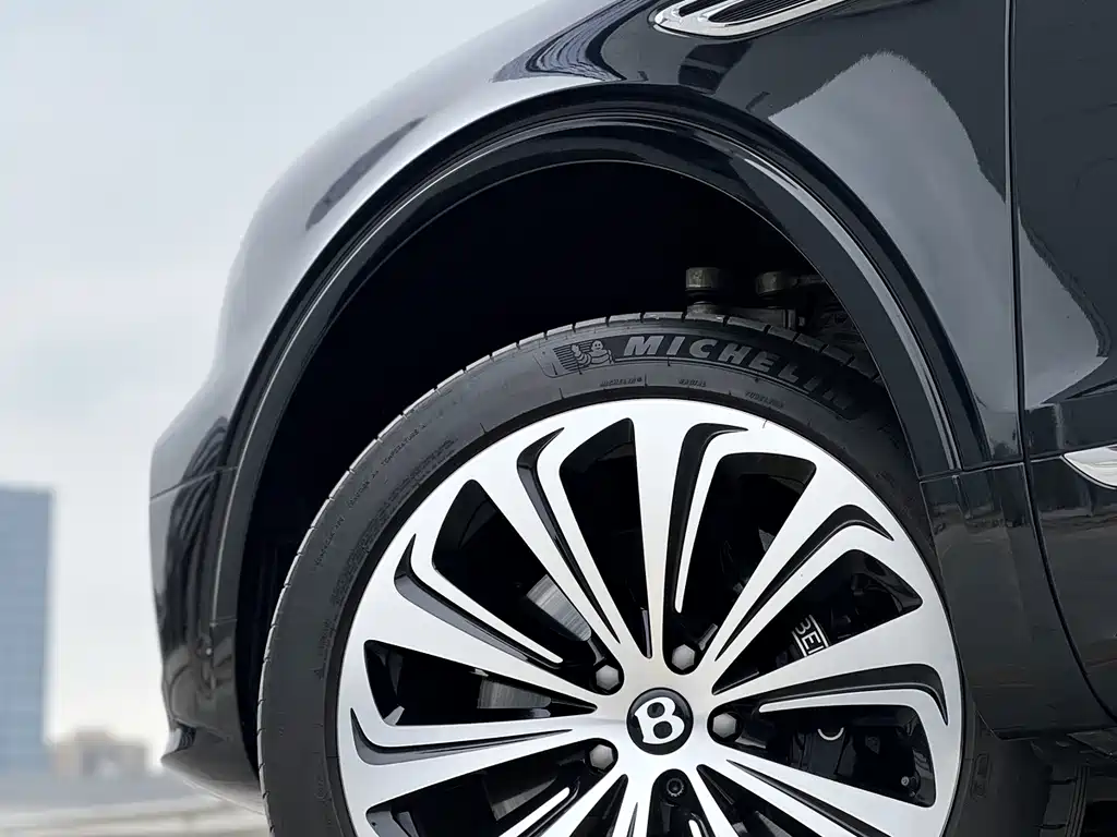Bentley Bentayga 2021 4.0T V8 2020 - thumbnail 15