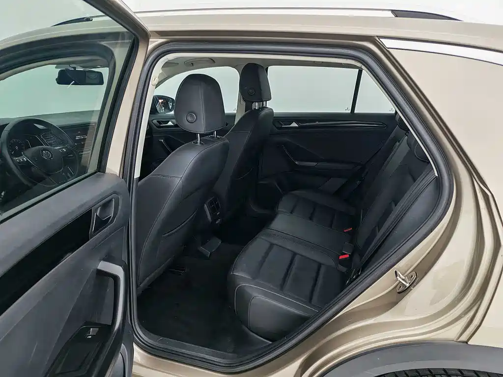 Volkswagen T-Roc 2020 280TSI DSG 2WD Comfort Model 2020 - thumbnail 8