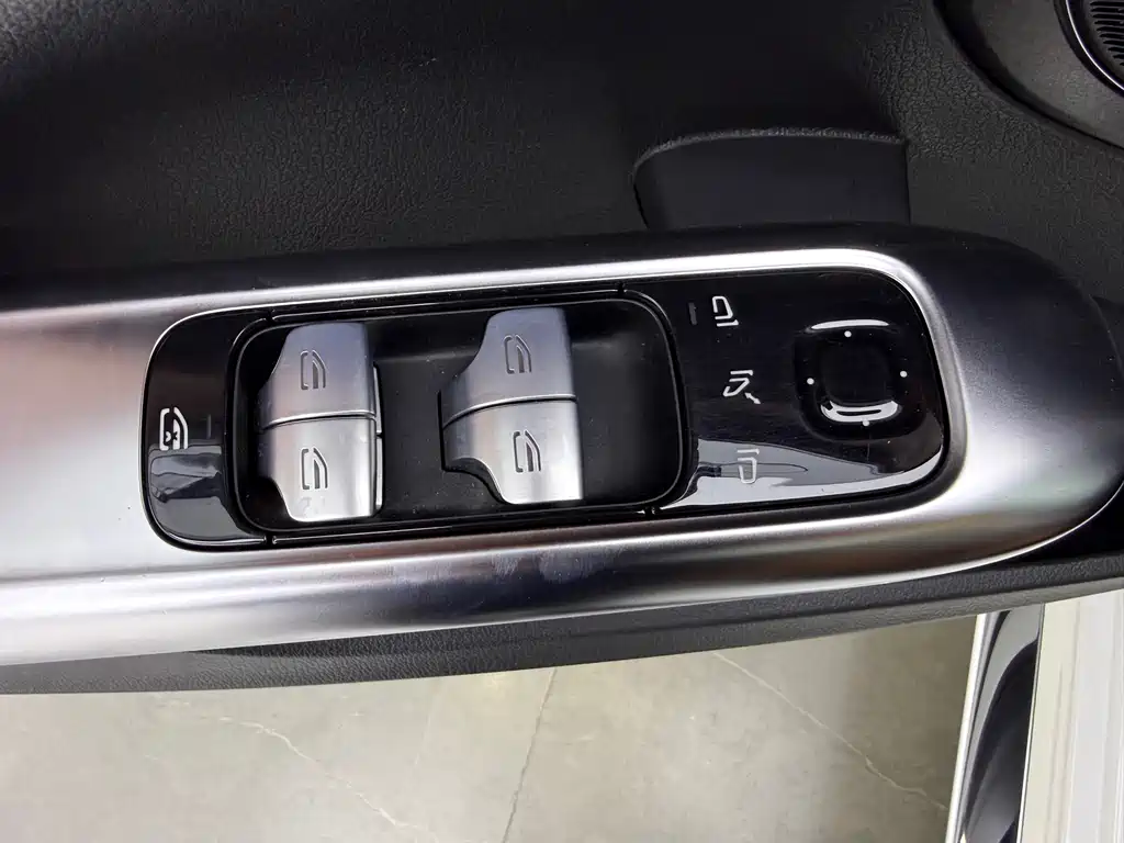 Mercedes-Benz Mercedes-Benz C-Class 2022 C 260 L Sport Edition 2021 - thumbnail 17
