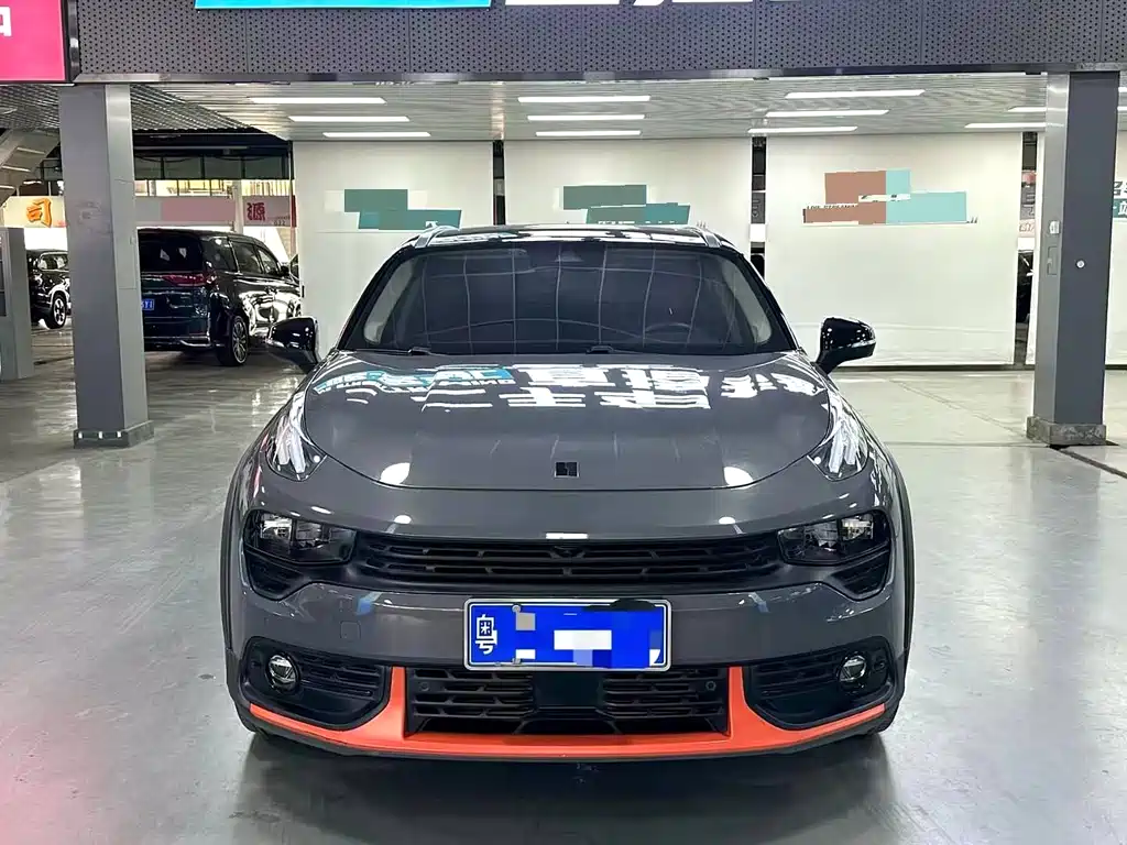 Lynk & Co Lynk & Co 02 2018 1.5T DCT FWD Pro Edition China V 2018 - thumbnail 2