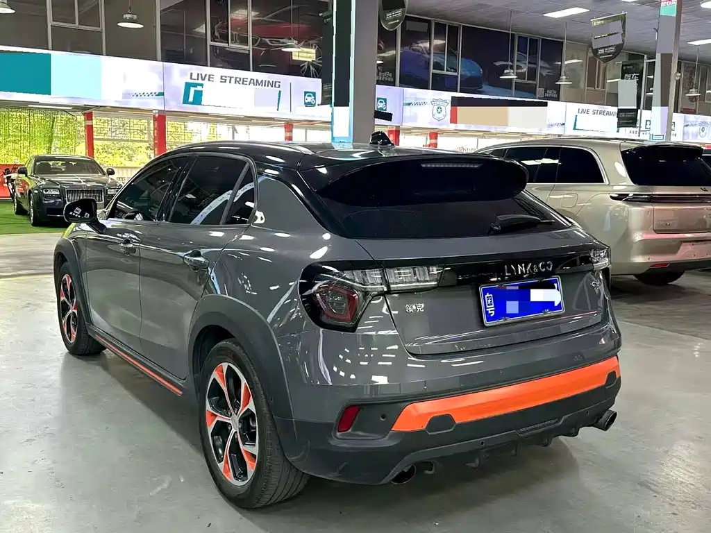 Lynk & Co Lynk & Co 02 2018 1.5T DCT FWD Pro Edition China V 2018 - thumbnail 4