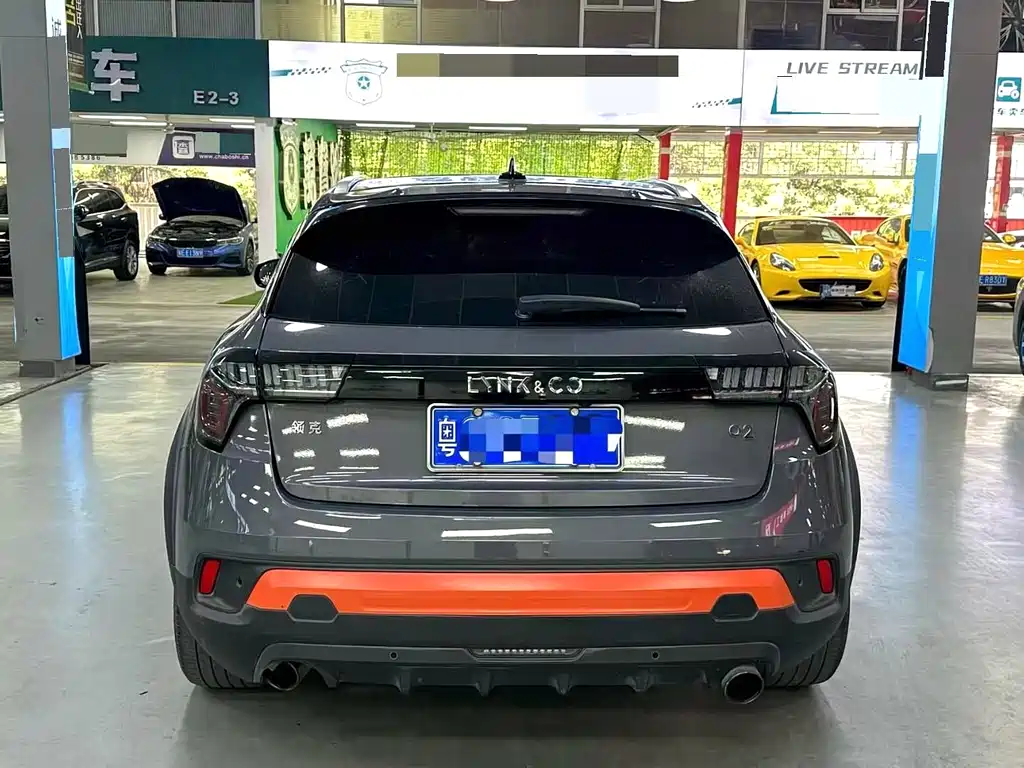 Lynk & Co Lynk & Co 02 2018 1.5T DCT FWD Pro Edition China V 2018 - thumbnail 5