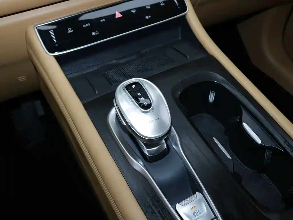 Lantu Automobile Lantu Dreamer 2024 PHEV Ultra-Long Range Excellence Edition 2024 - thumbnail 9