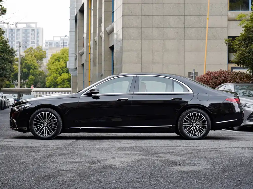 Mercedes-Benz Mercedes-Benz S-Class 2023 S 450 e L Plug-in Hybrid Sedan 2025 - thumbnail 3