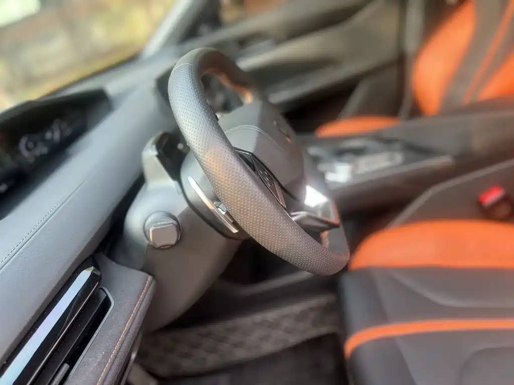 Changan Changan UNI-V 2024 1.5T Premium Sport Edition 2024 - thumbnail 9