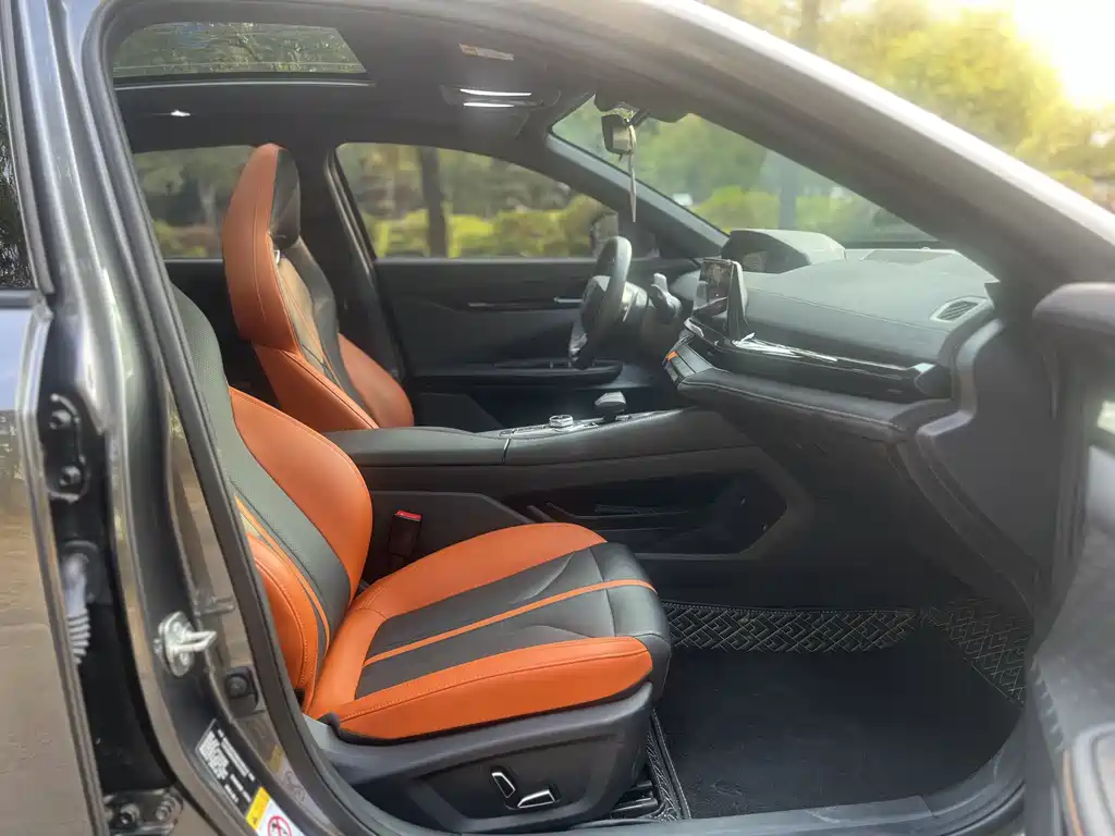 Changan Changan UNI-V 2024 1.5T Premium Sport Edition 2024 - thumbnail 12
