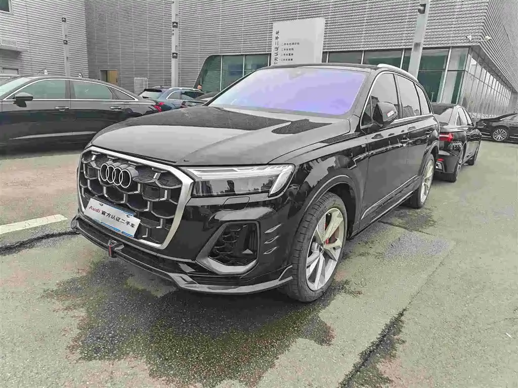 Audi Audi Q7 2025 55 TFSI quattro S line Sport Package 2025 - thumbnail 2
