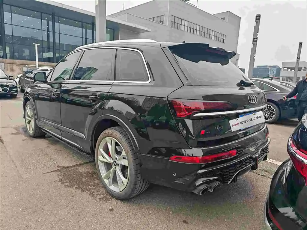Audi Audi Q7 2025 55 TFSI quattro S line Sport Package 2025 - thumbnail 3