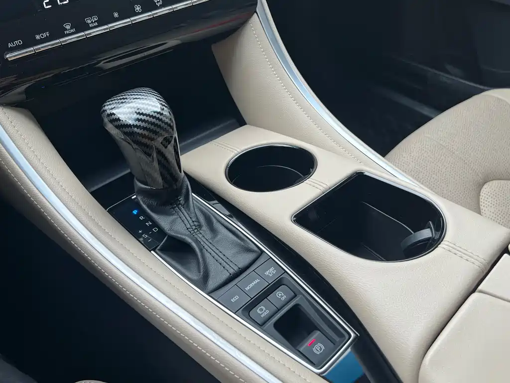 Toyota Toyota Avalon 2022 2.5L Luxury Edition 2022 - thumbnail 17