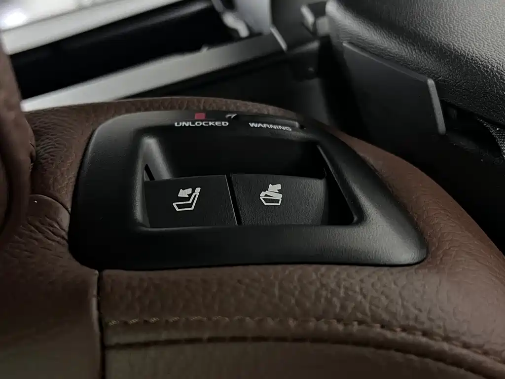 Volvo Volvo XC60 2022 B5 AWD Momentum Luxury Edition 2022 - thumbnail 16