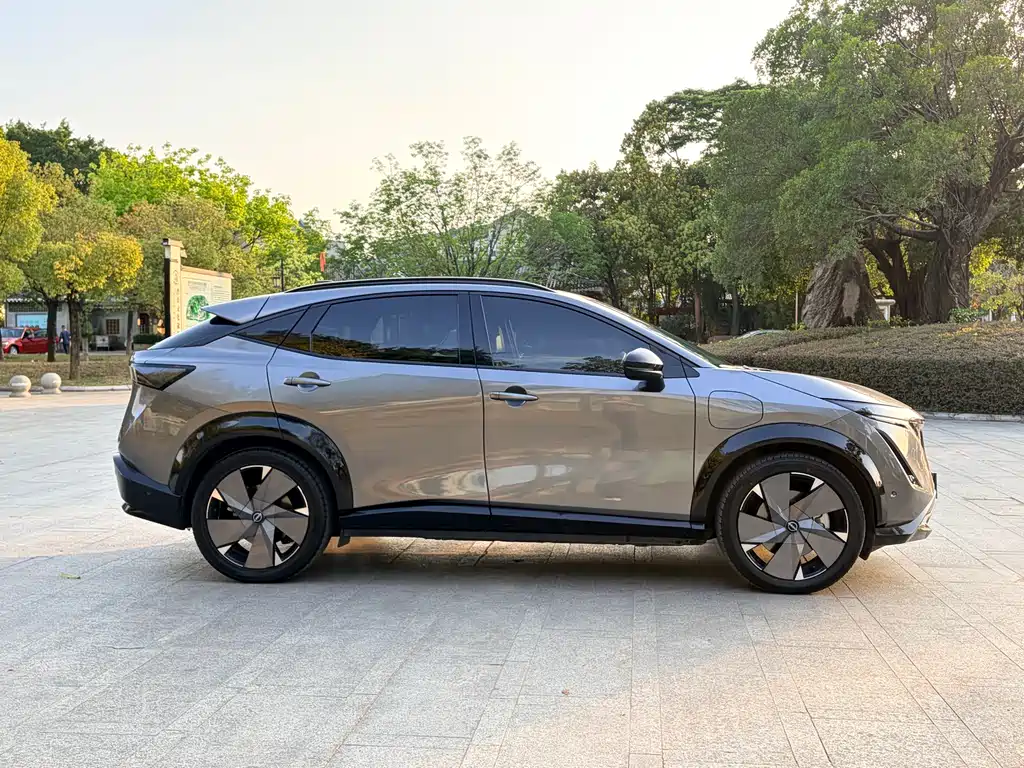 Nissan Nissan Ariya 2022 Model All-Wheel Drive High-Performance Top Trim Version 2023 - thumbnail 5