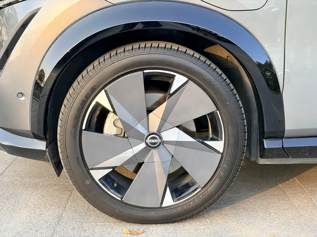 Nissan Nissan Ariya 2022 Model All-Wheel Drive High-Performance Top Trim Version 2023 - thumbnail 10