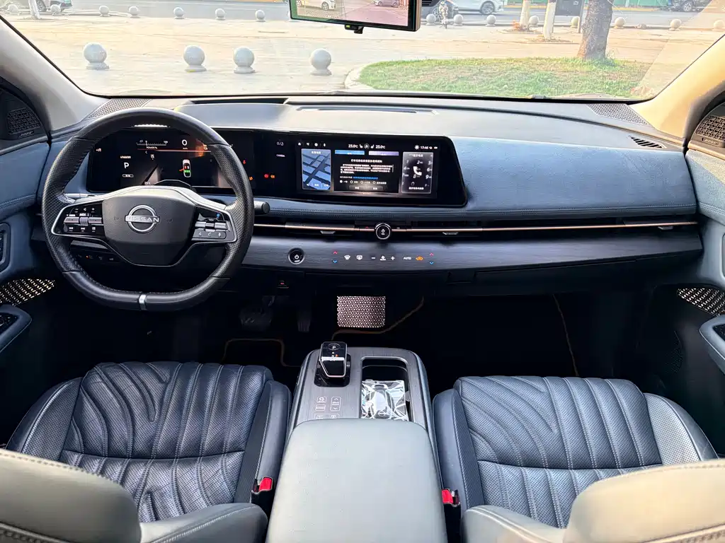 Nissan Nissan Ariya 2022 Model All-Wheel Drive High-Performance Top Trim Version 2023 - thumbnail 17
