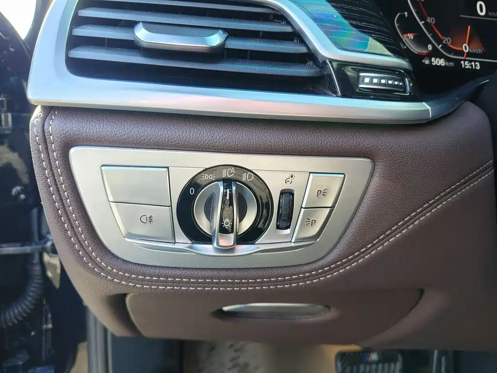 BMW BMW 7 Series 2021 740Li Leading Model M Sport Package 2020 - thumbnail 10