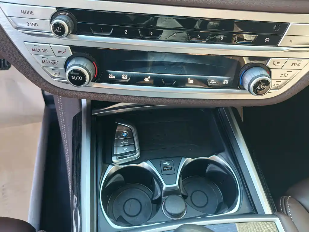 BMW BMW 7 Series 2021 740Li Leading Model M Sport Package 2020 - thumbnail 14
