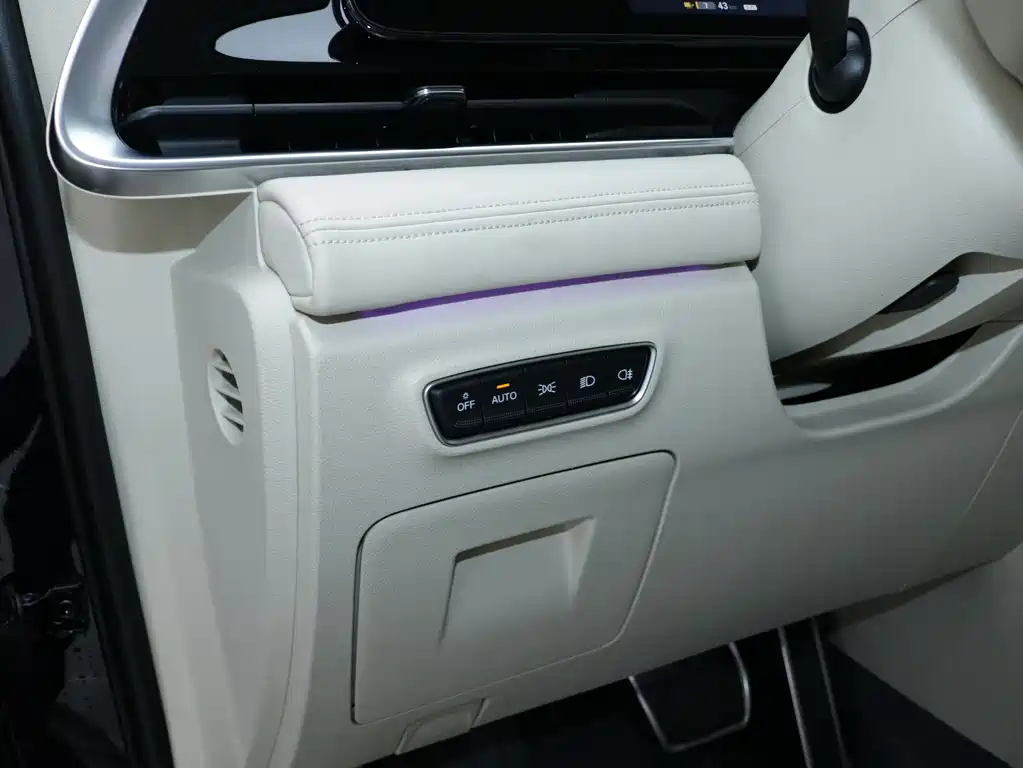 Lantu Automobile Lantu Dreamer 2022 Zero Carbon Edition Dream+ Intelligent Range Package 605km 2024 - thumbnail 8