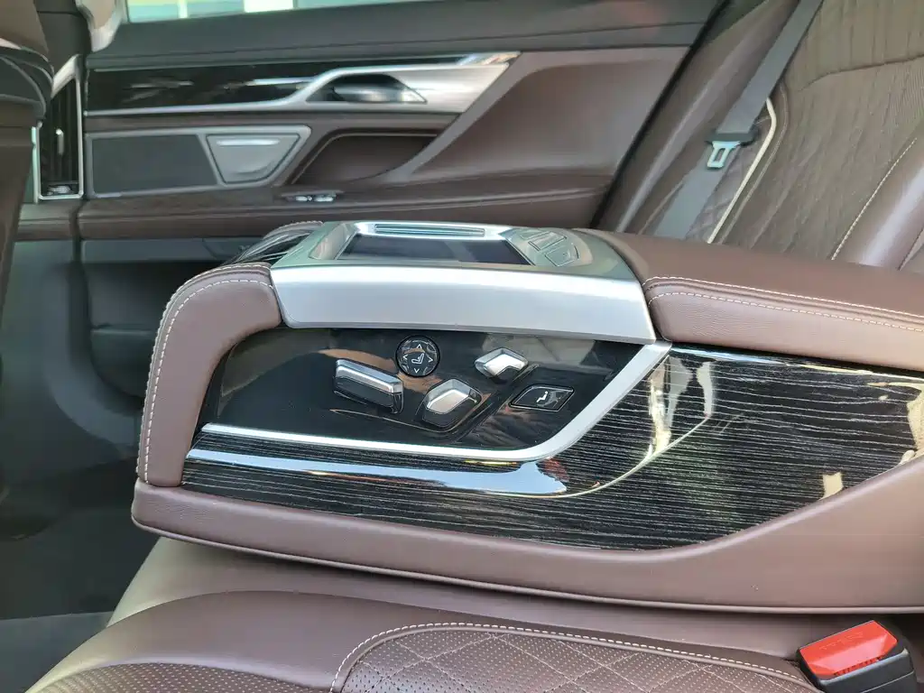 BMW BMW 7 Series 2021 740Li Leading Model M Sport Package 2020 - thumbnail 20