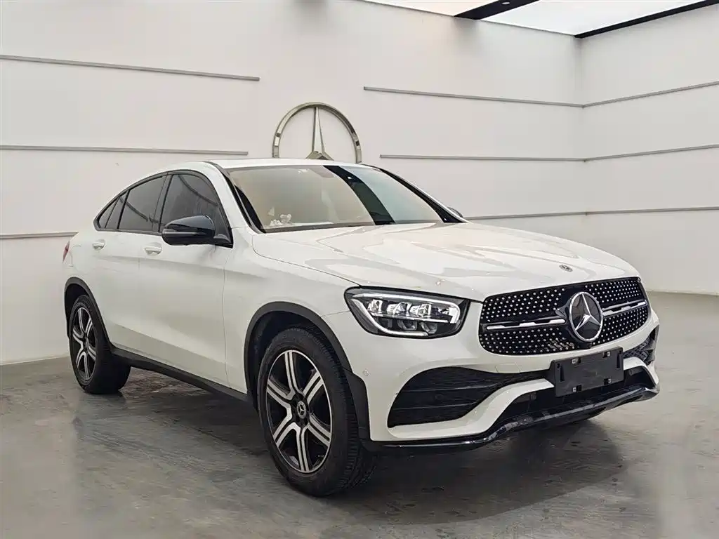 Mercedes-Benz Mercedes-Benz GLC Coupe 2022 GLC 260 4MATIC Coupé SUV 2022 - thumbnail 3
