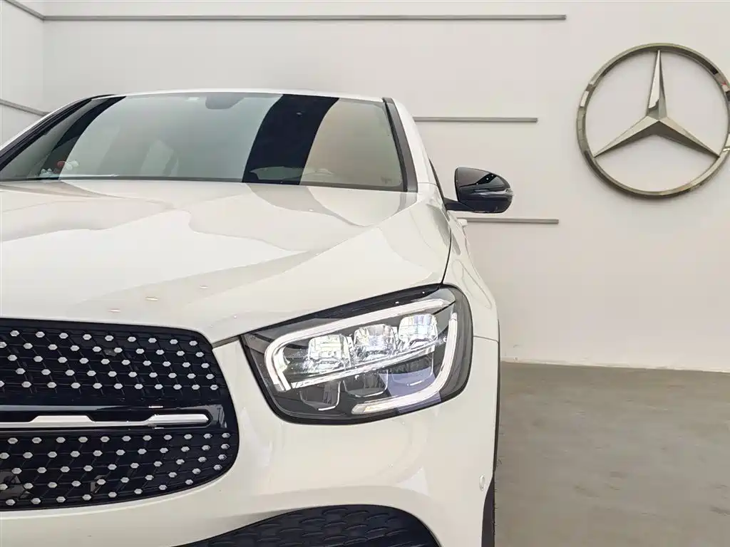 Mercedes-Benz Mercedes-Benz GLC Coupe 2022 GLC 260 4MATIC Coupé SUV 2022 - thumbnail 7