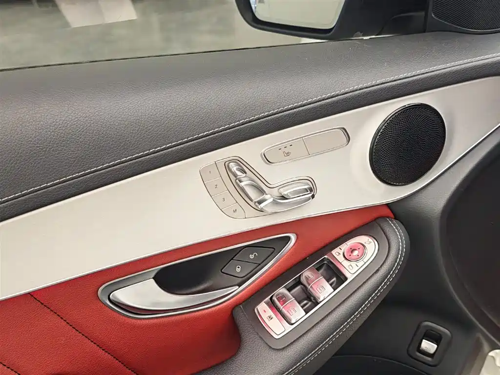 Mercedes-Benz Mercedes-Benz GLC Coupe 2022 GLC 260 4MATIC Coupé SUV 2022 - thumbnail 11