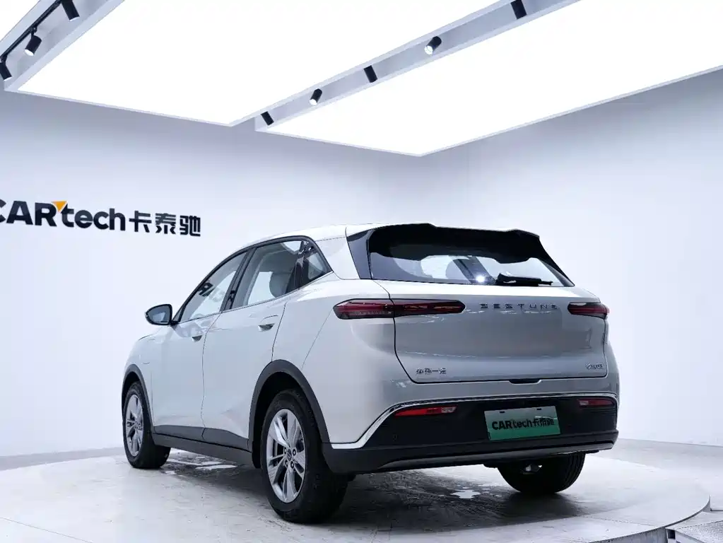 Bestune Geely Emgrand 03 2025 Model 565km Enjoy Edition 2025 - thumbnail 7