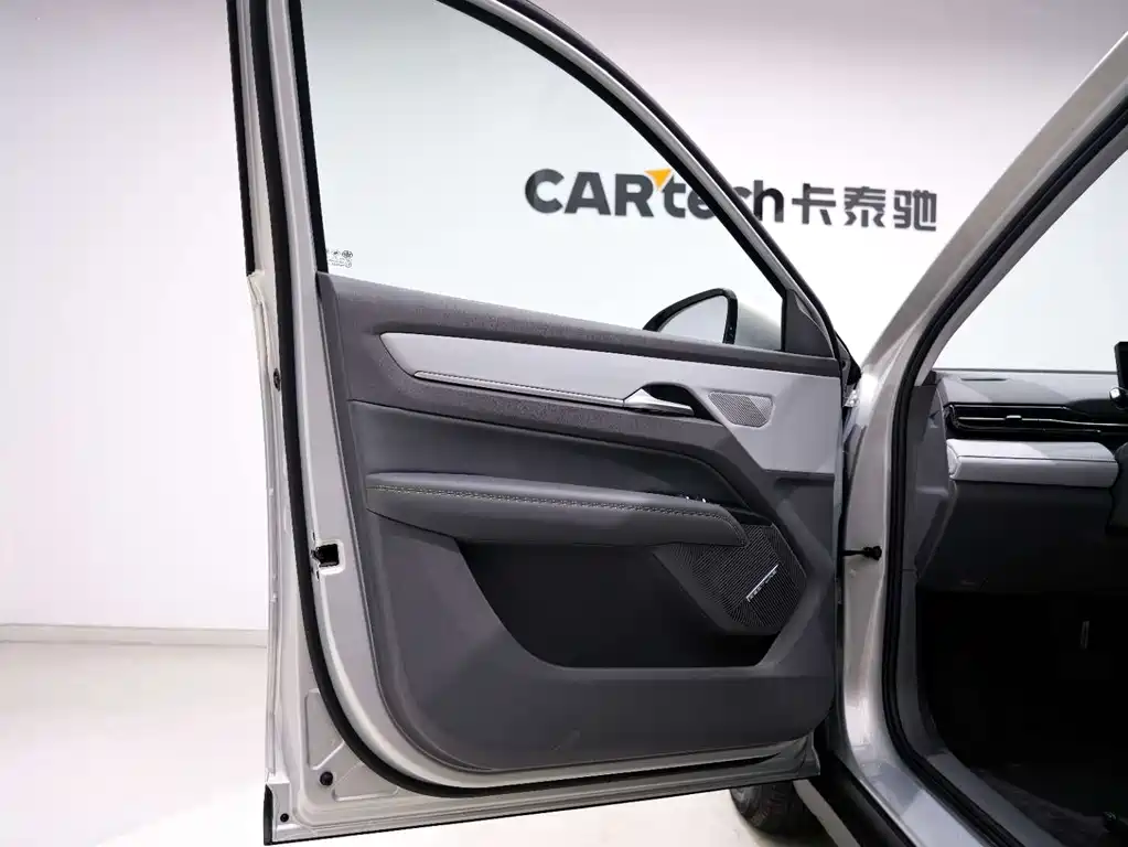 Bestune Geely Emgrand 03 2025 Model 565km Enjoy Edition 2025 - thumbnail 19
