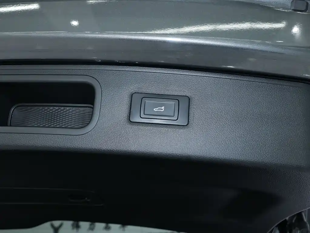 Lantu Auto Lantu FREE 2025 318 318km RWD Touring Edition 2024 - thumbnail 24