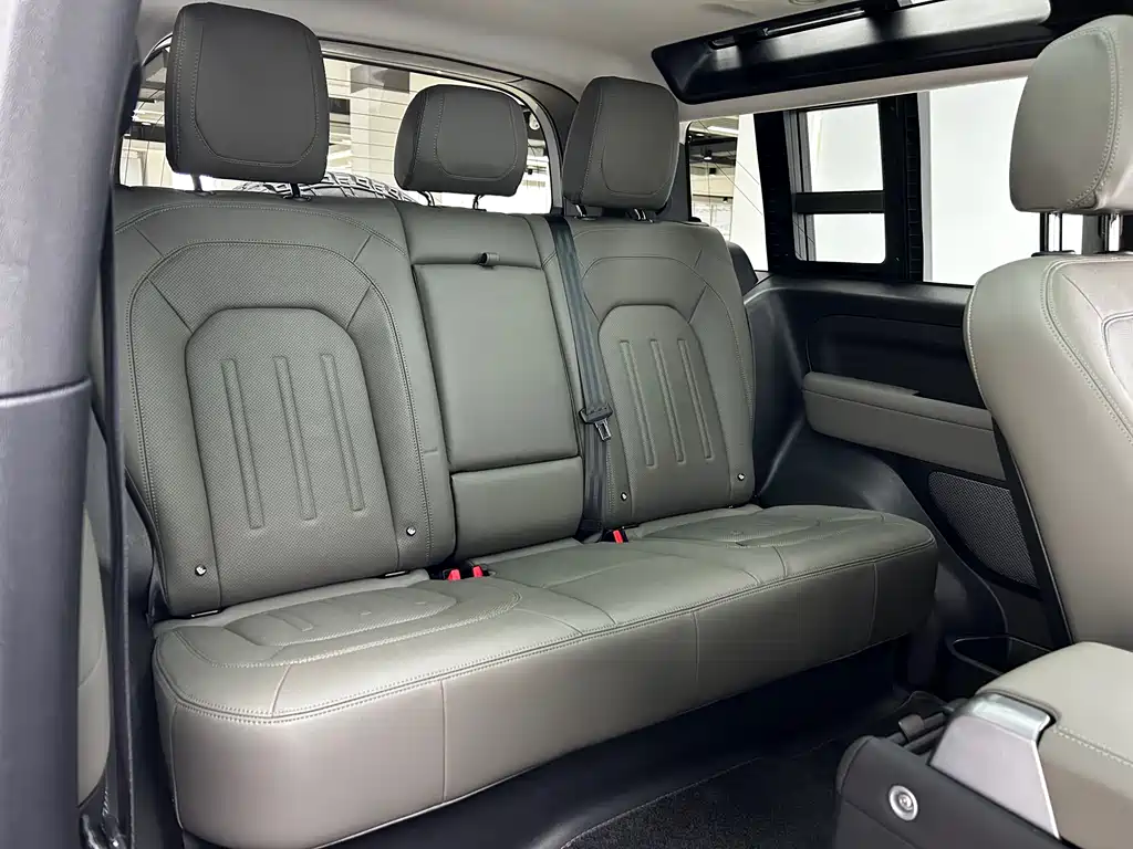 Land Rover Land Rover Defender 2022 90 3.0T P400 X 2021 - thumbnail 16