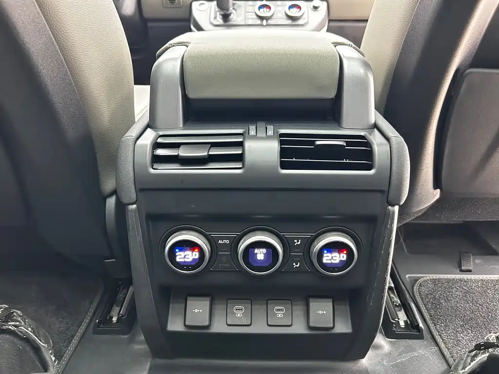 Land Rover Land Rover Defender 2022 90 3.0T P400 X 2021 - thumbnail 19