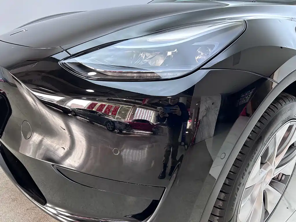 Tesla Model Y 2022 Rear-Wheel Drive Version 2022 - thumbnail 28
