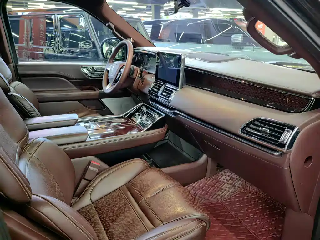 Lincoln Lincoln Navigator 2019 3.5T Presidential Series国VI 2019 - thumbnail 4