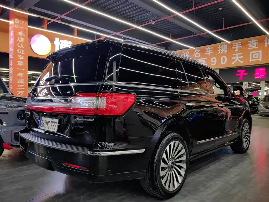 Lincoln Lincoln Navigator 2019 3.5T Presidential Series国VI 2019 - thumbnail 14