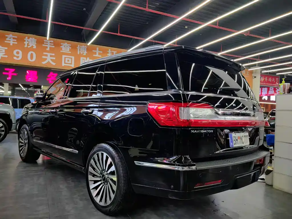 Lincoln Lincoln Navigator 2019 3.5T Presidential Series国VI 2019 - thumbnail 16