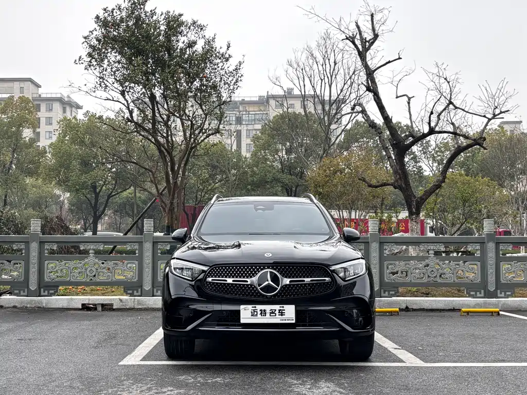 Mercedes-Benz Mercedes-Benz GLC 2025 GLC 300 L 4MATIC Dynamic Model 5-Seat 2025 - thumbnail 2
