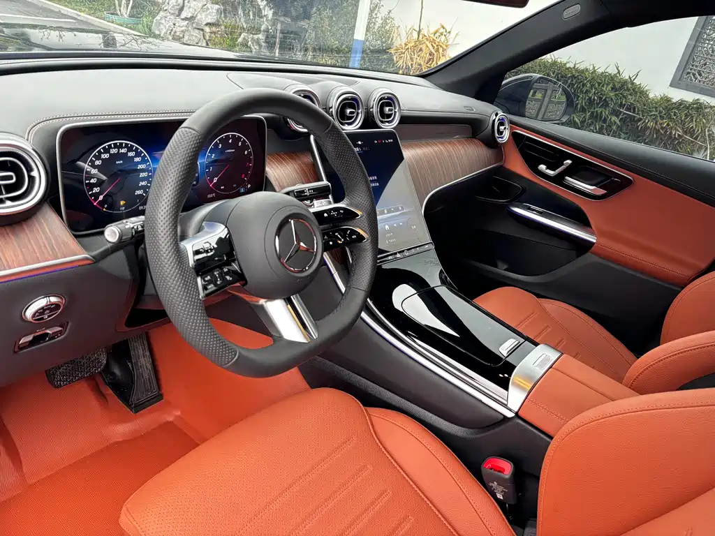 Mercedes-Benz Mercedes-Benz GLC 2025 GLC 300 L 4MATIC Dynamic Model 5-Seat 2025 - thumbnail 8