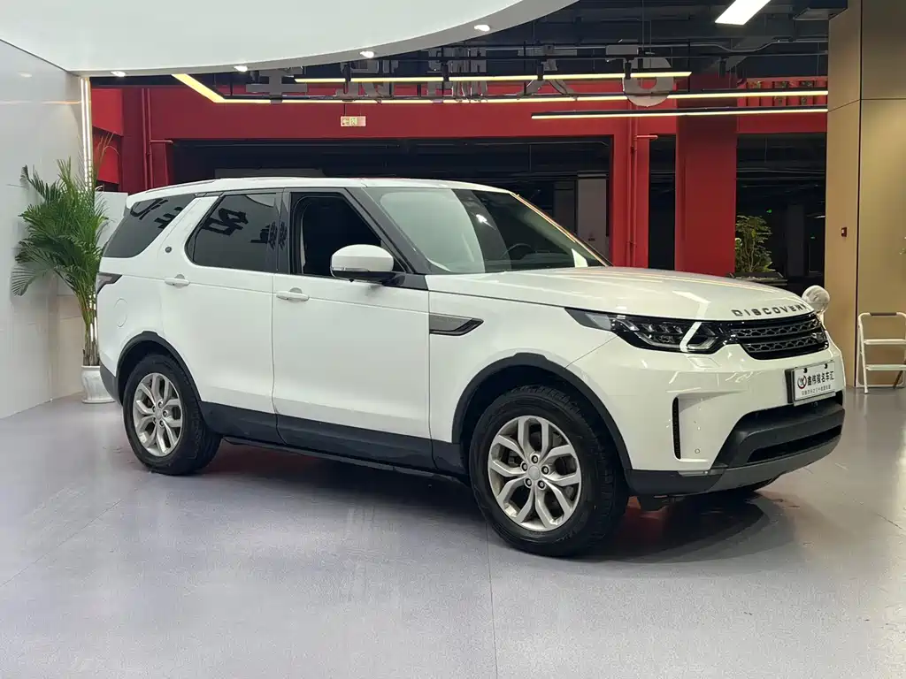Land Rover Discovery 2017 3.0 SC V6 SE 2018 - thumbnail 4