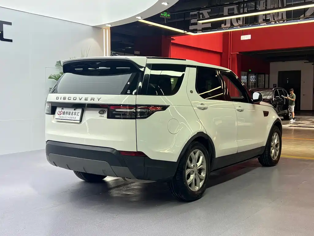 Land Rover Discovery 2017 3.0 SC V6 SE 2018 - thumbnail 17