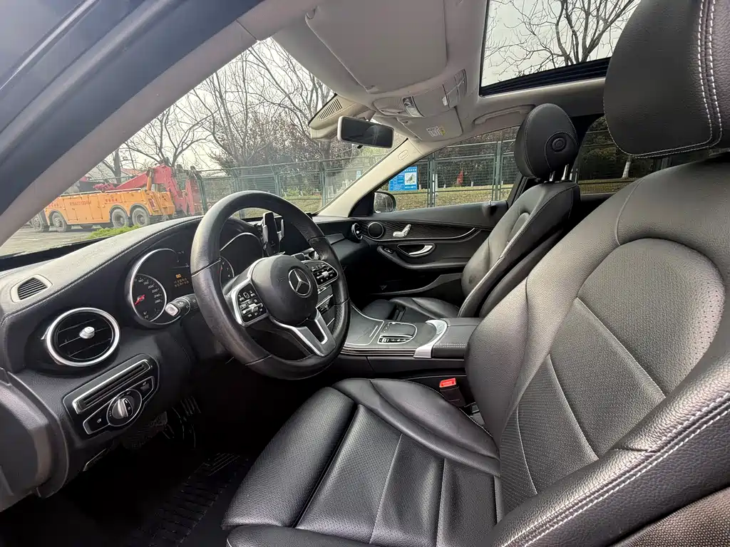 Mercedes-Benz Mercedes-Benz C-Class 2019 C 180 L Fashion Sport Edition 2019 - thumbnail 4