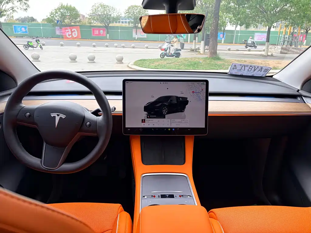 Tesla Model Y 2022 Rear-Wheel Drive Version 2023 - thumbnail 15