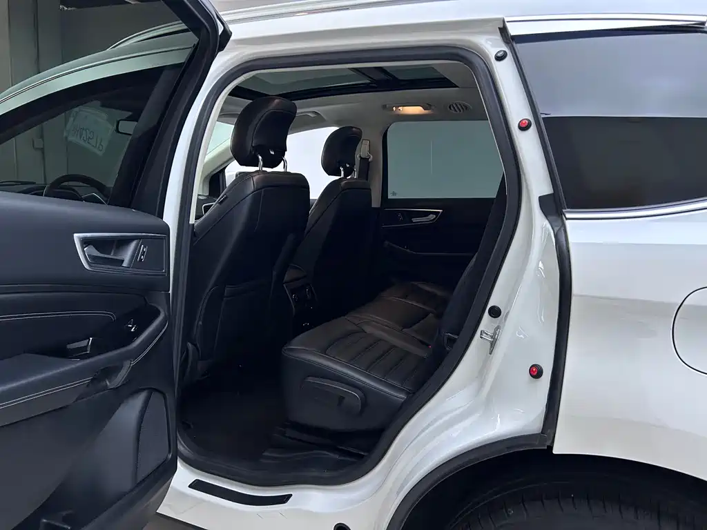 Ford Ford Edge 2018 EcoBoost 245 AWD SEL 7-seater 2018 - thumbnail 9