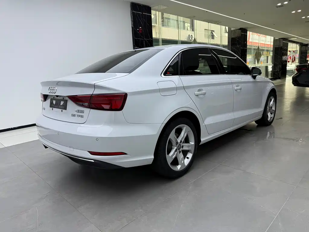 Audi Audi A3 2020 Limousine 35 TFSI Progressive Model China V 2020 - thumbnail 3