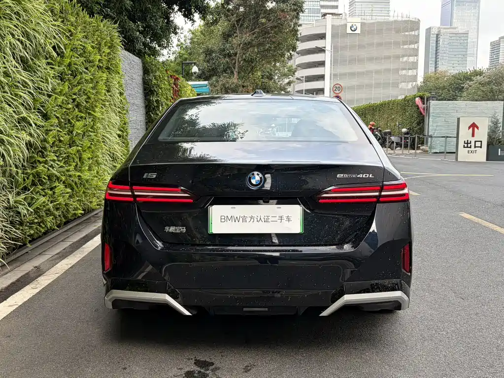 BMW BMW i5 2025 eDrive 40L M Sport Package 2025 - thumbnail 6