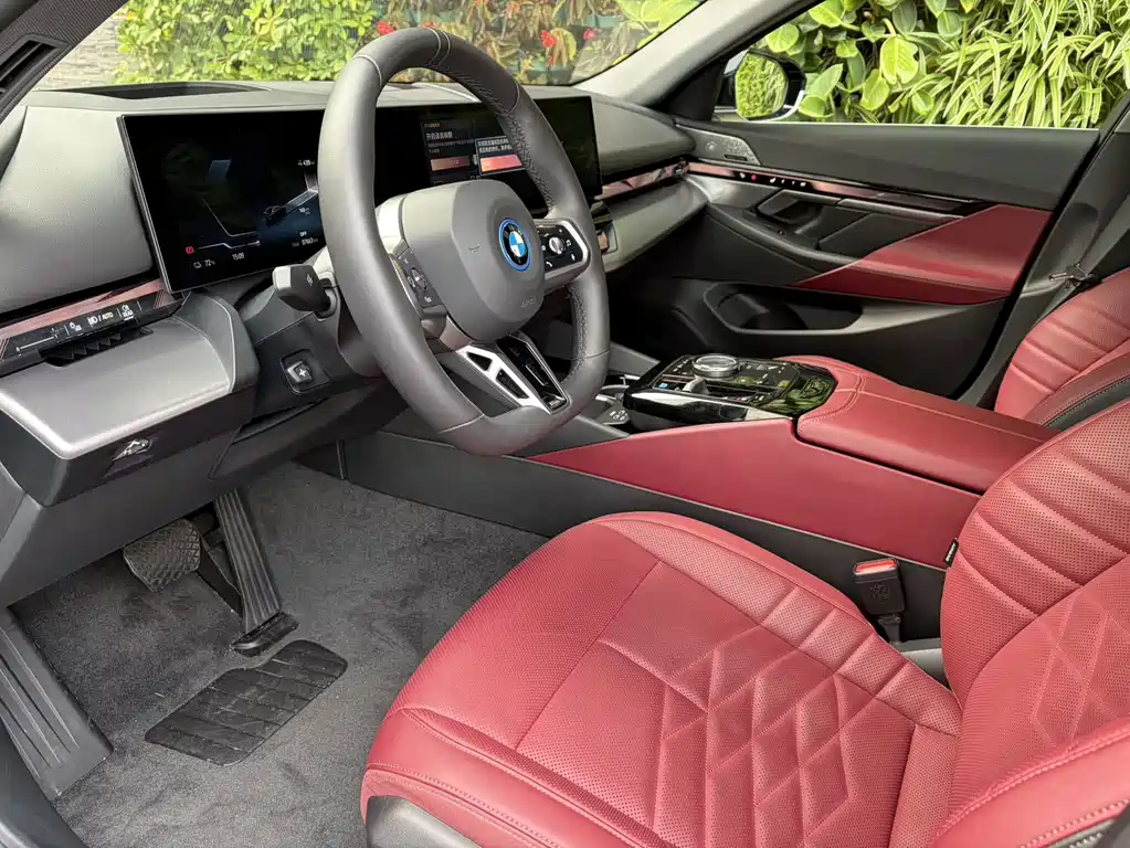 BMW BMW i5 2025 eDrive 40L M Sport Package 2025 - thumbnail 9